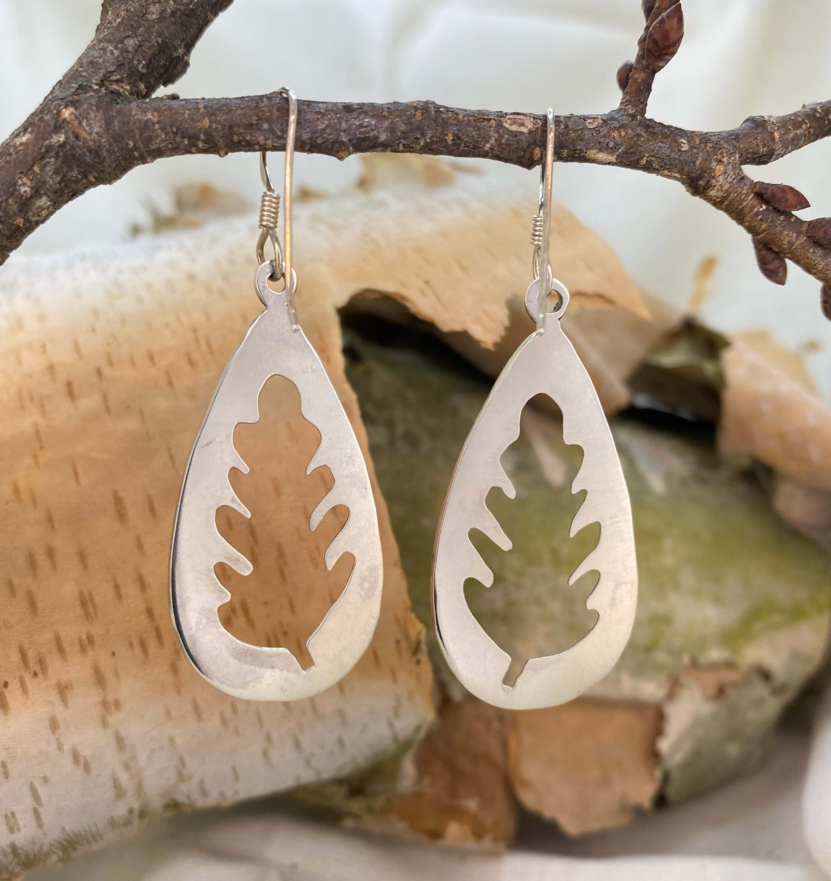 Dancing Leaf Cut Out back view