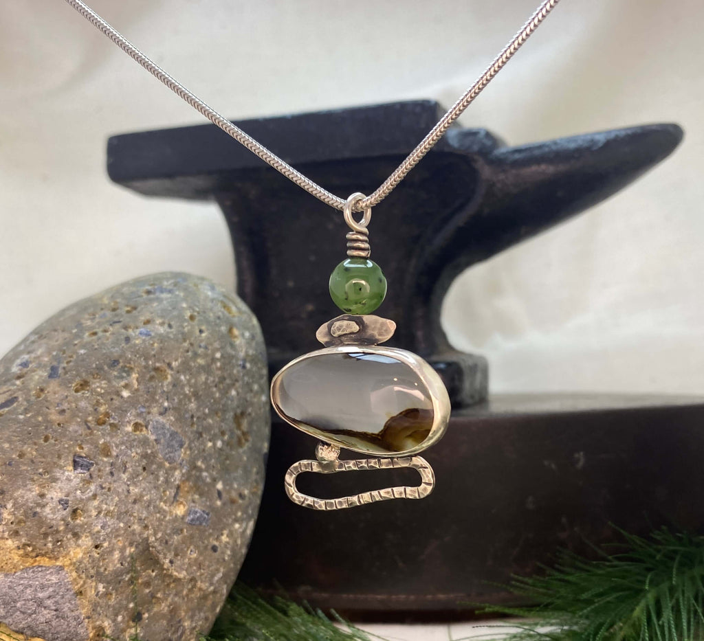 Pendant of Montana Agate, Jade and sterling silver - left side view