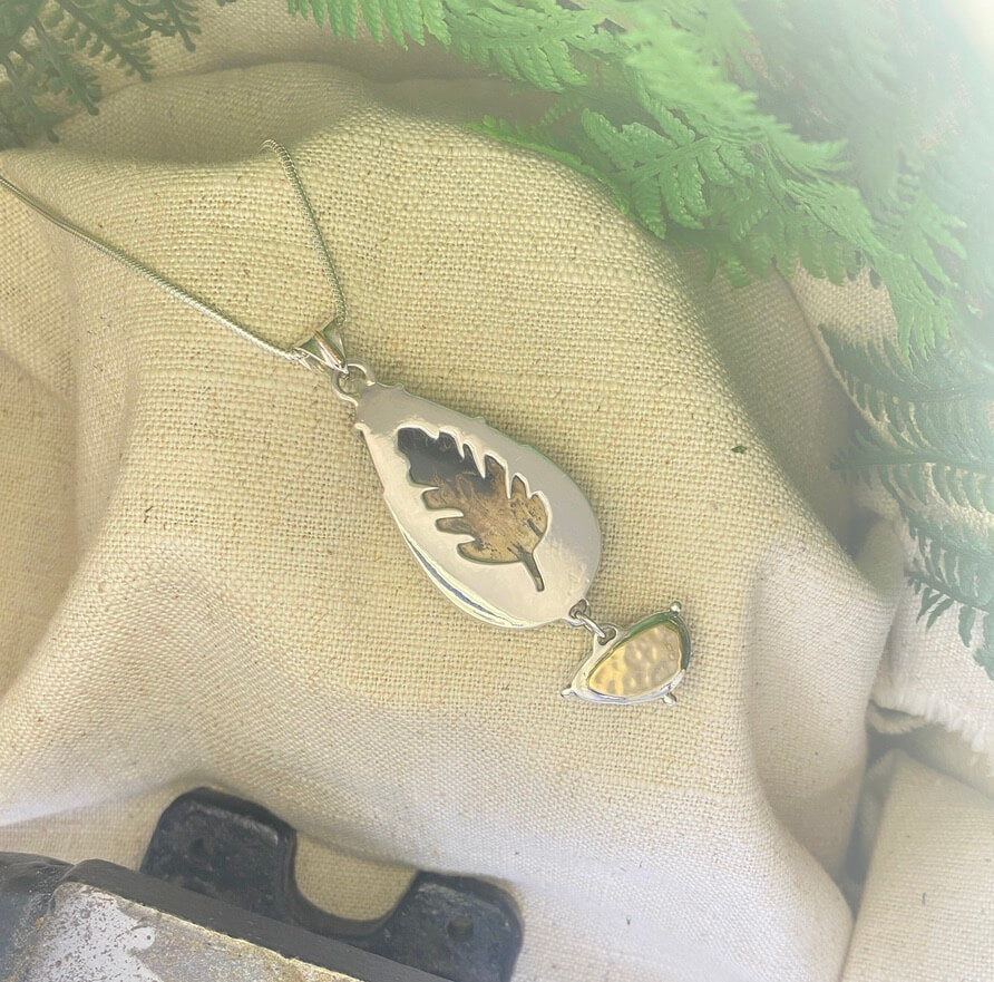 Indonesian Palm Wood and Mexican Opal in sterling silver - top back view